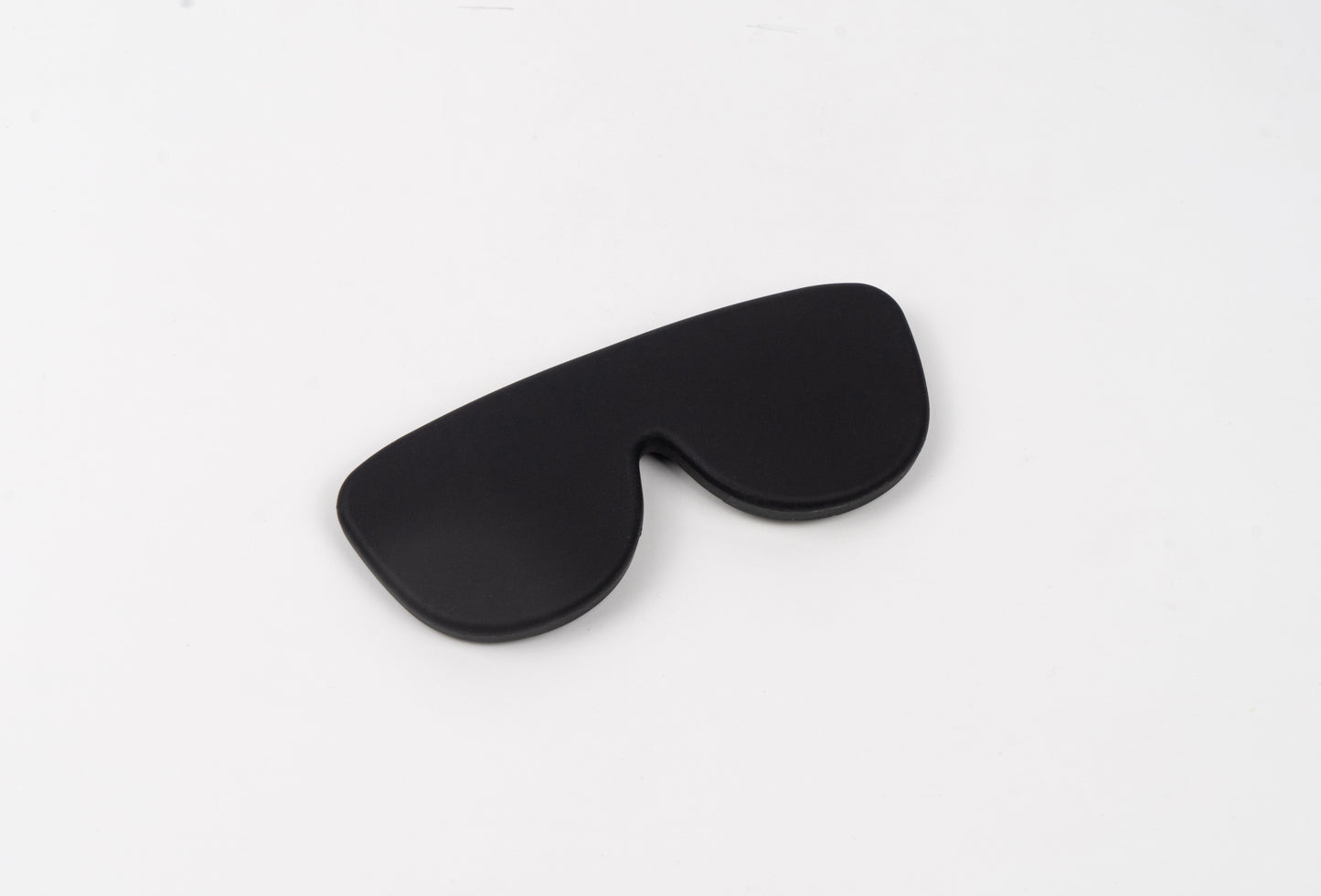 Funda de gafas de silicona negra de The Lups Case