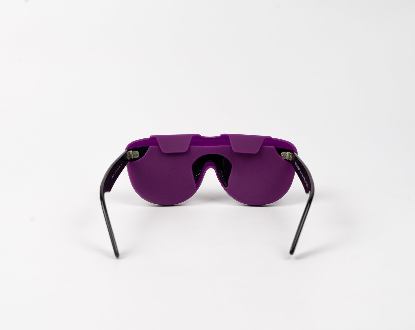 Funda de gafas de silicona berenjena Lups The Case